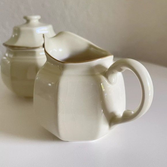 Mikasa Romantics Creamer and Sugar Bowl w/Lid Gold Trim C5000 Made In Japan - Picture 9 of 10